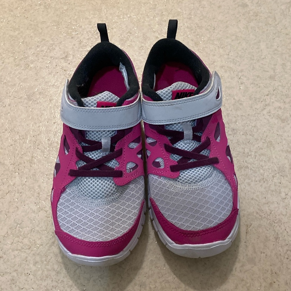 Little girls Nike’s
